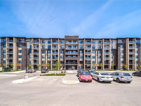 7 Kay Cres #308, Guelph, ON N1L 0P9