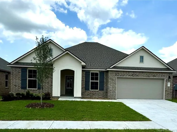 4664 W Ridge Rd, Lake Charles, LA 70607