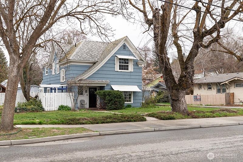 2nd image of 225 S Division Street