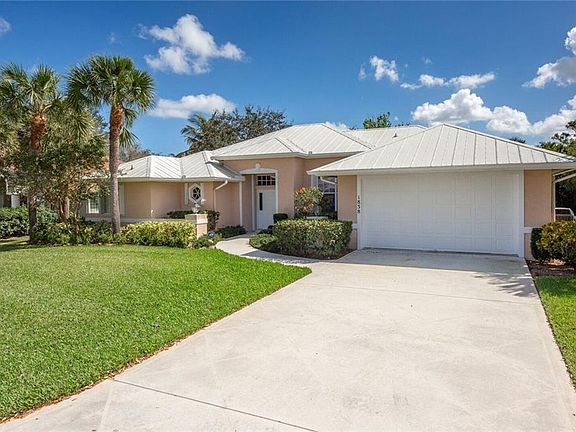 4th image of 1838 SW Oakwater Pt