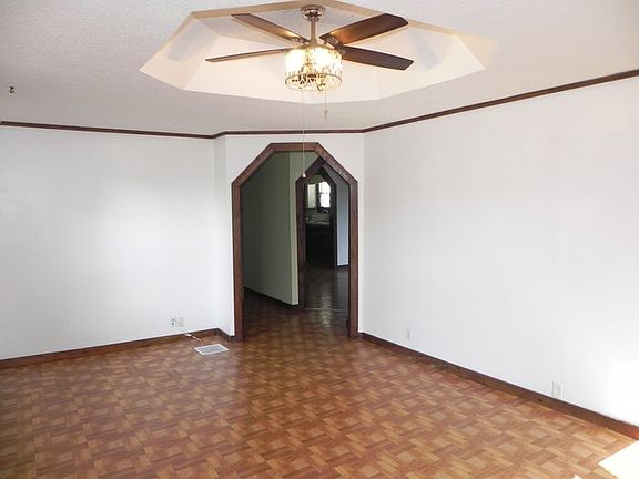 3rd image of 210 W College
