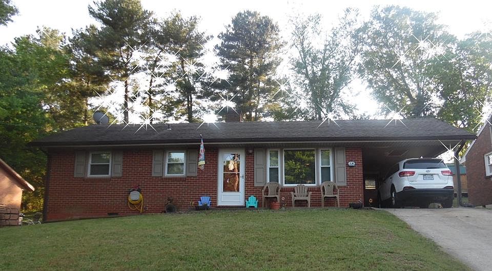 1st image of 915 Glade St