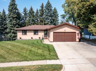 2324 E Boulevard Ave, Bismarck, ND 58501