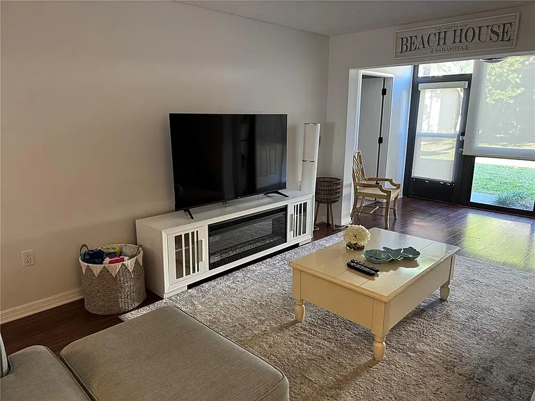 1640 Stickney Point Rd #40-101 — Photo 7