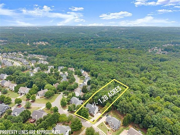 2nd image of 4710 Luke Dr