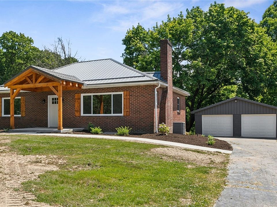 1st image of 4533 Ridgeview Dr
