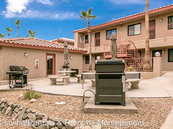 3rd image of 1957 Mesquite Ave Unit 14