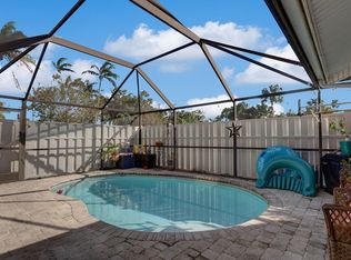 102 Summer Winds Ln, Jupiter, FL 33458