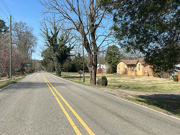 3rd image of 1737 Cherry Ave