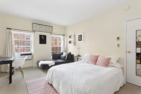 Rented by Compass | media 29