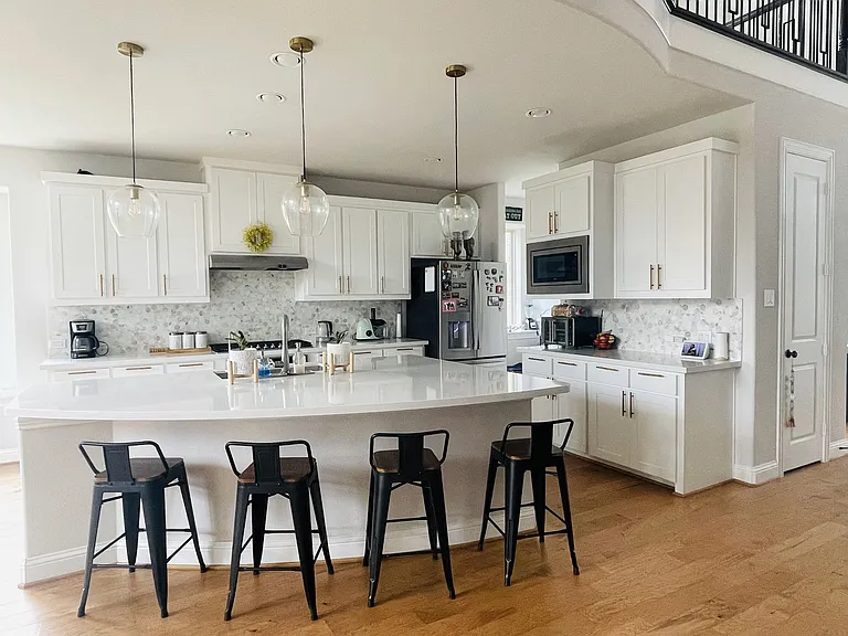305 Cypress Hill Dr — Photo 10