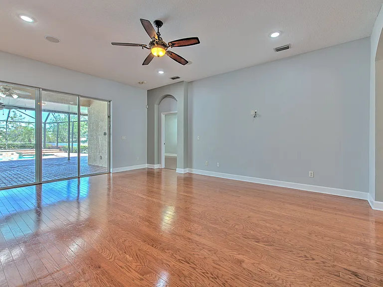 1408 Brilliant Cut Way — Photo 53