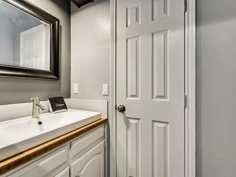 4121 Midnight Dr — Photo 16