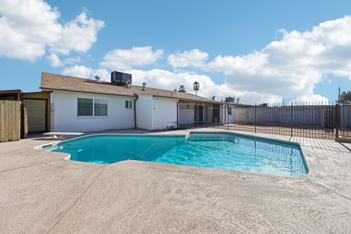 W Farmdale Ave-1604-031.jpg