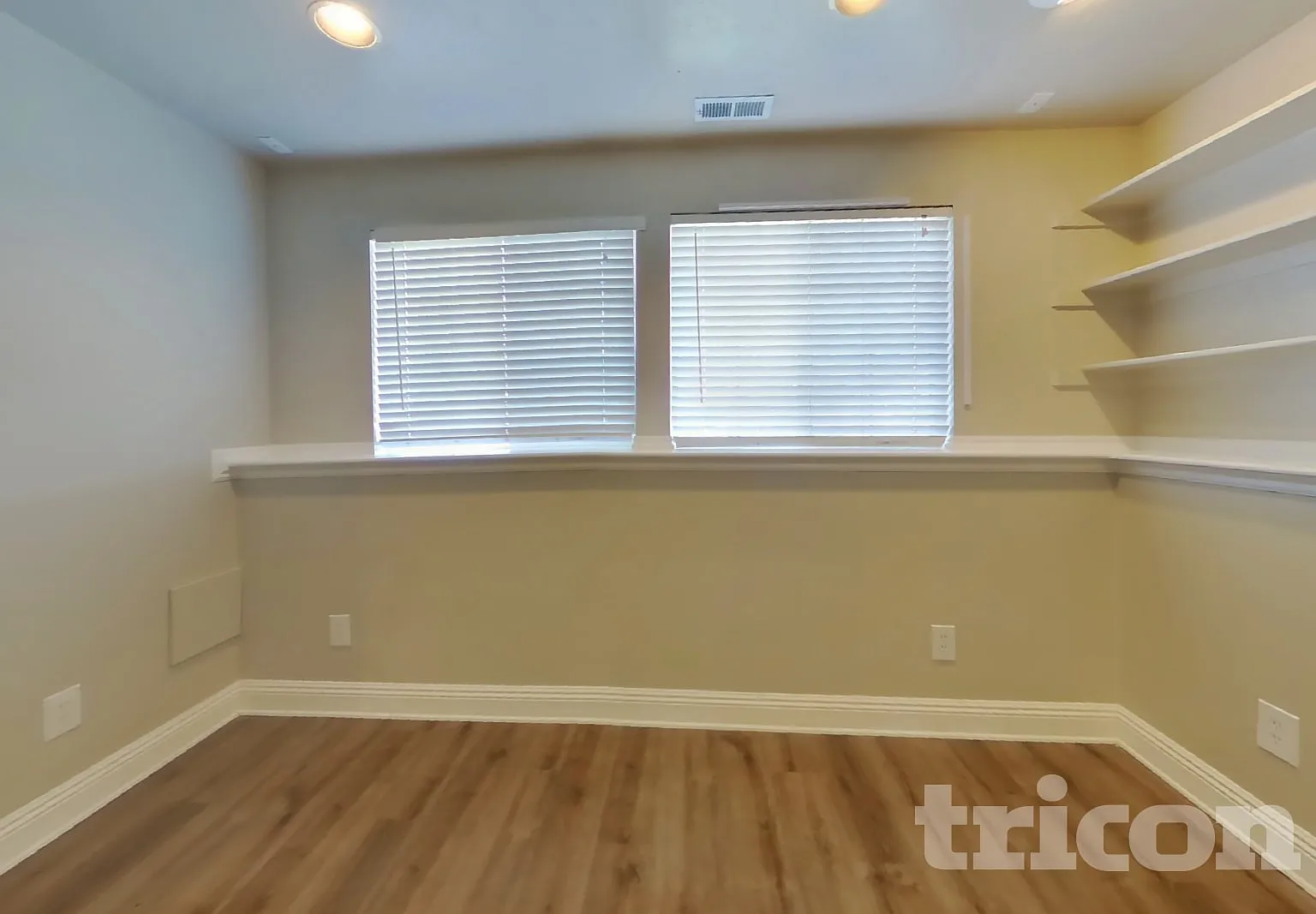 5206 S Midland Drive Roy UT — Photo 3