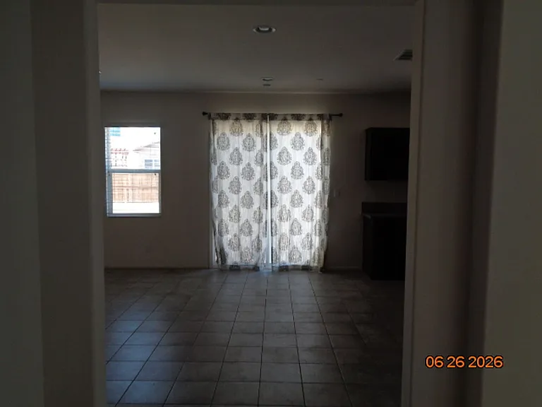 3651 Monument Hills Ave — Photo 3