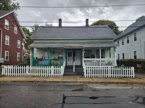28-30 Plimpton St, Southbridge, MA 01550