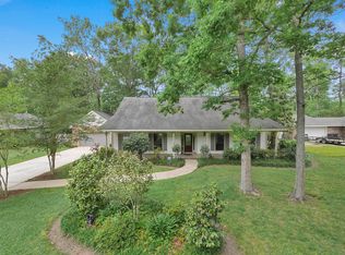 35 Deloaks Dr, Madisonville, LA 70447