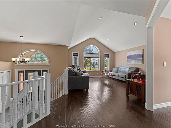 4th image of 2295 Lesperance Rd