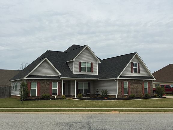 2nd image of 320 Lovorn Cir