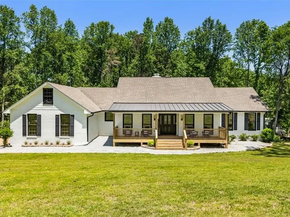 132 Dogwood Lake Trl, Alpharetta, GA 30004