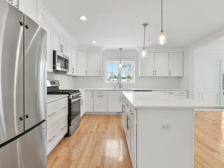 62 W Milton St #62 — Photo 5