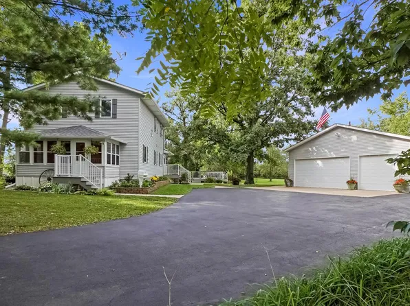 161 Caldwell STREET, Pewaukee, WI 53072