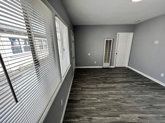 5th image of 6514 Flora Ave #B