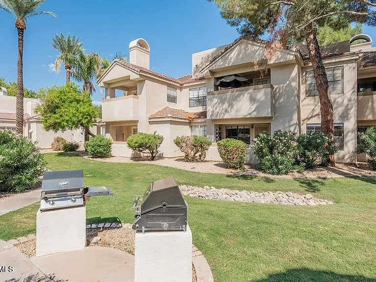 6885 E Cochise Rd #142 — Photo 43