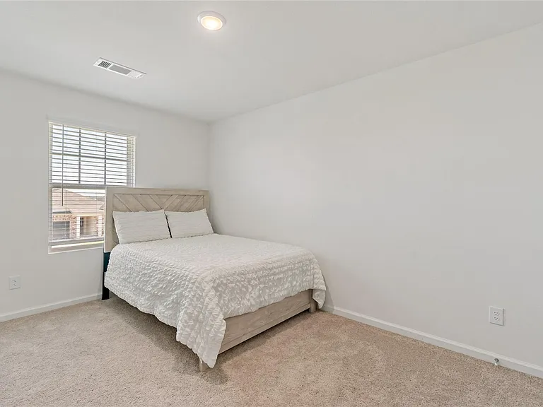 21568 Rolling Streams Dr — Photo 18