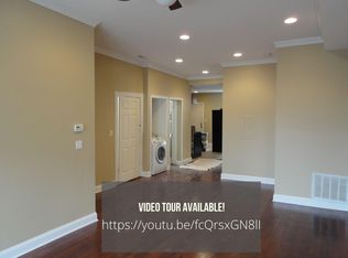5700 N Clark St #2, Chicago, IL 60660