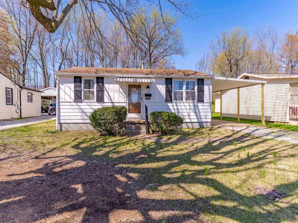 1521 Bowers Ln, Evansville, IN 47710