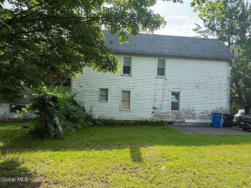 2nd image of 28-30 William Street