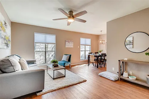 5215 Saint Georges Grn #D Photo 1