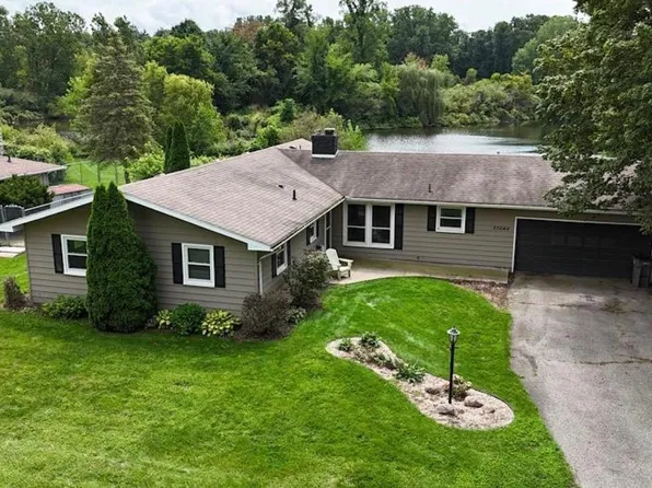 30046 Westlake Dr, Elkhart, IN 46514