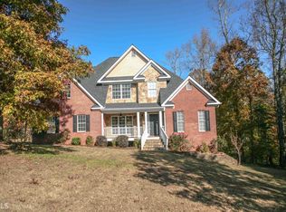 484 Oconee Ln, Commerce, GA 30529