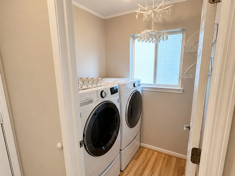 3132 Louis Dr — Photo 13