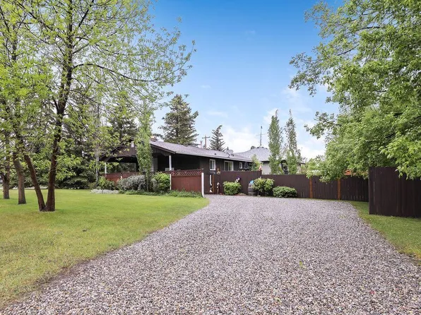 2412 W 17th St, Nanton, AB T0L 1R0