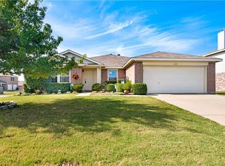 119 Comanche Trl, Krum, TX 76249