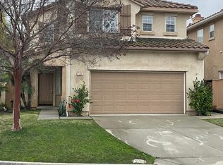 138 Macademia Ln, Simi Valley, CA 93065