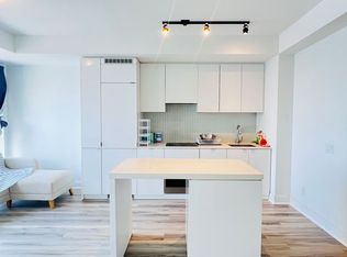 7 Grenville St Unit 4207, Toronto, ON M4Y 1A1