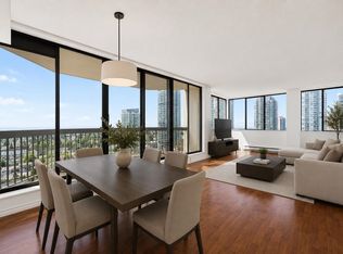 6540 Burlington Ave #2105, Burnaby, BC V5H4G3