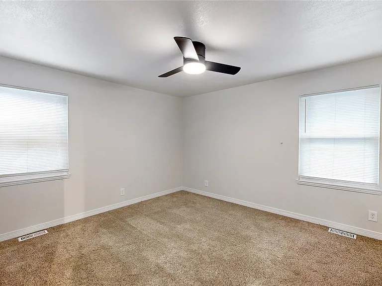 1381 Osceola St — Photo 16