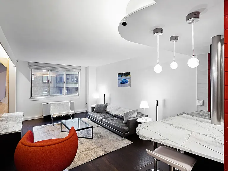 308 E 38th St #6D — Photo 3