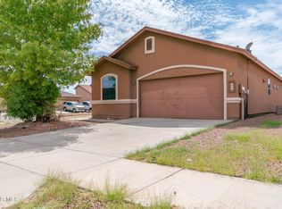 801 Desert Moon Dr, Horizon City, TX 79928