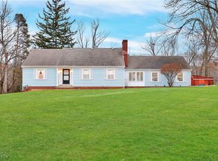 7165 Rotary Dr, Walton Hills, OH