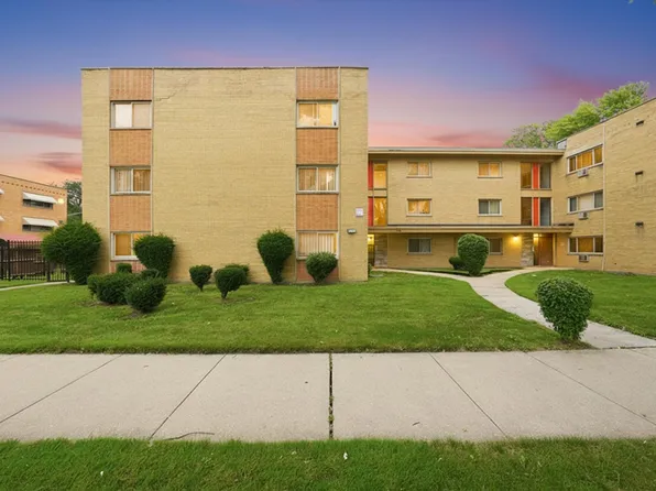 8343 S King Dr APT 3B, Chicago, IL 60619