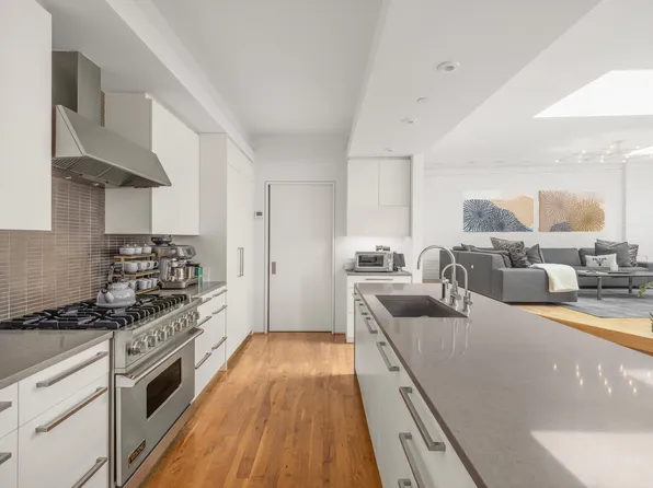 96 Grand Street image 4 of 23