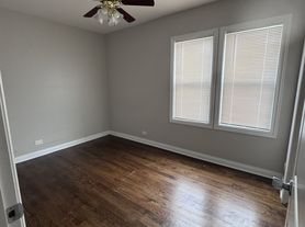 4635 W Palmer St, Chicago, IL