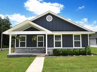 401 N Ash St, Sallisaw, OK 74955